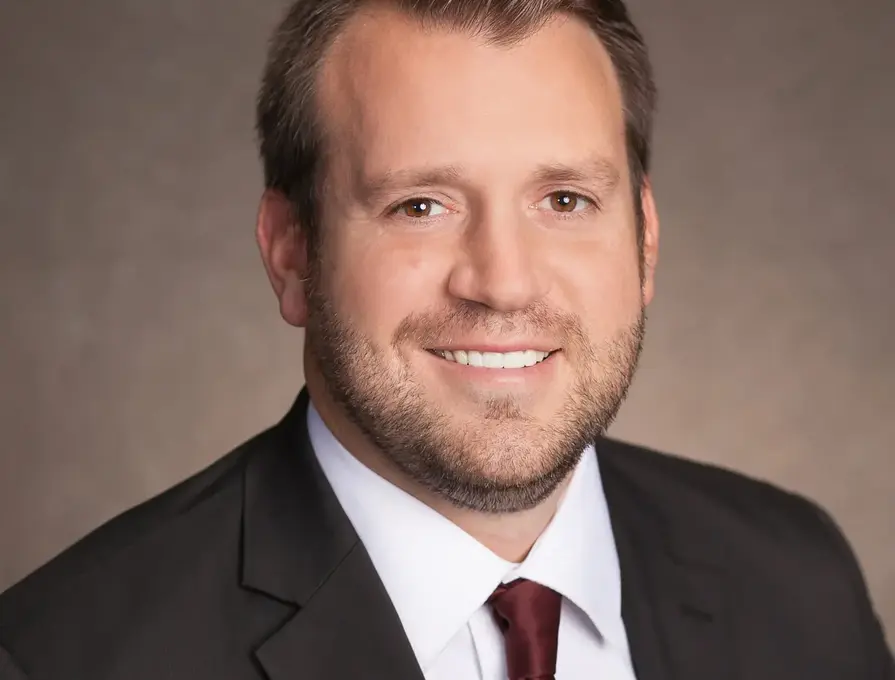headshot of dan rominiecki