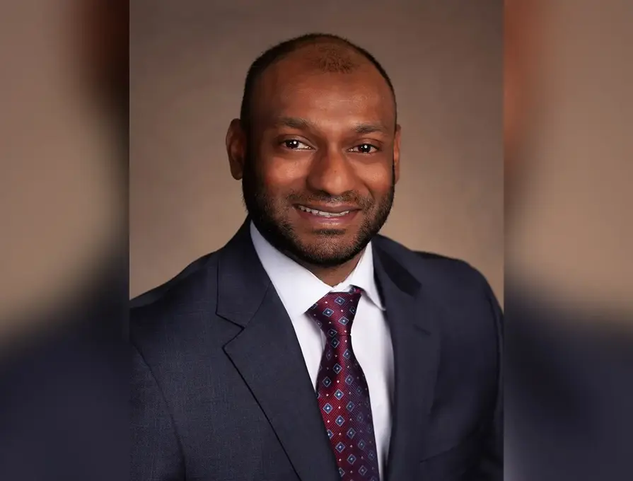 headshot of vino balakrishnan